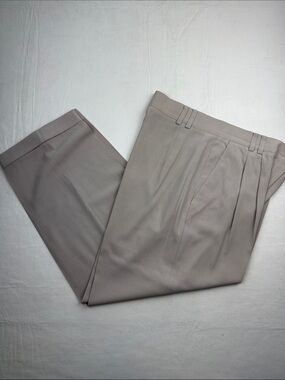 Escada Women's Taupe Pleated High Waist Cuffed Lightweight Trousers Size 40P